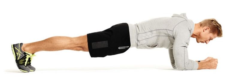 6 تمرينات رياضية تناسب الرجل المشغول