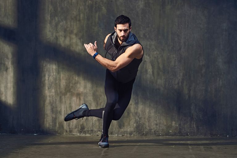 6 تمرينات رياضية تناسب الرجل المشغول