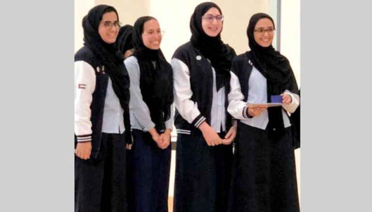 4 طالبات مبتكرات من معهد التكنولوجيا التطبيقية في العين الإماراتية