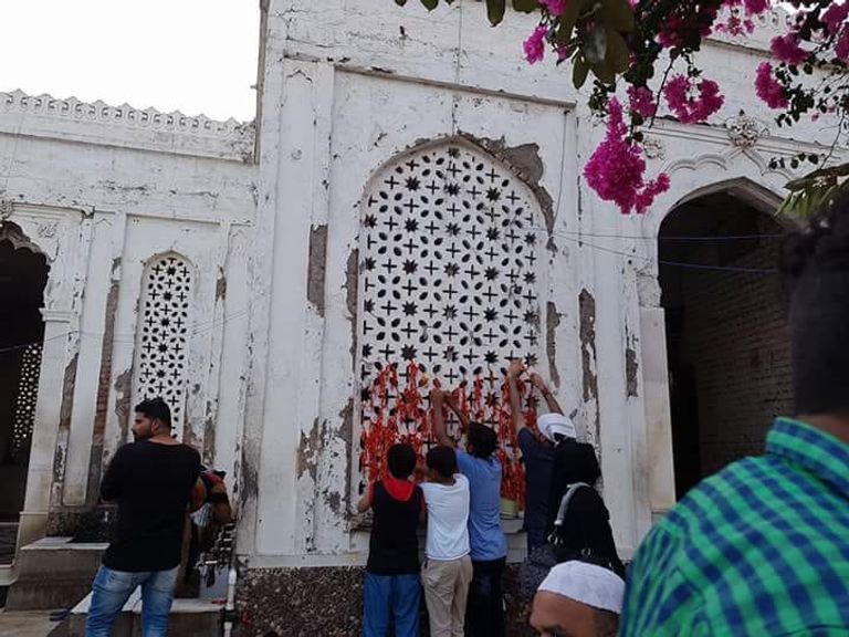 مسجد حجي علي الهندي.. ملتقى الأديان في شهر رمضان