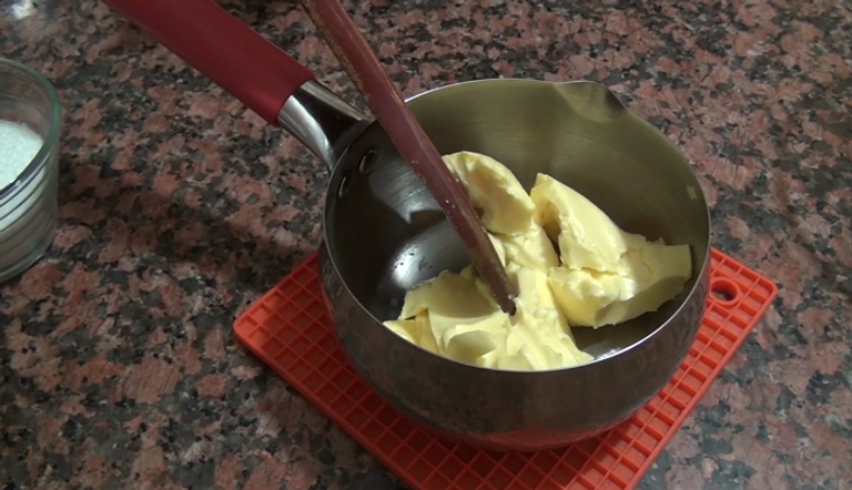 تذويب الزبدة حلوى القطايف الجزائرية