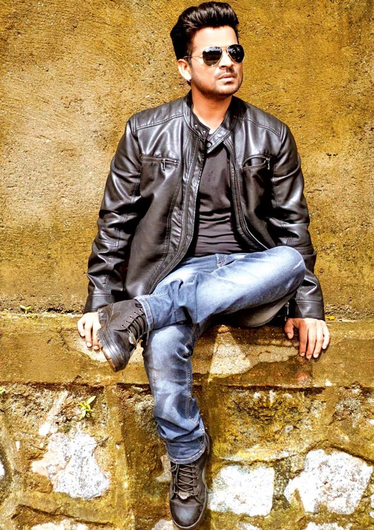 المطرب الهندي شاهد ماليا