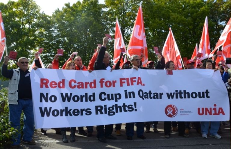 أرشيفية من مظاهرات ضد مونديال 2022