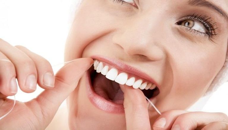 علماء يبتكرون مواد طبيعية ترمم الأسنان