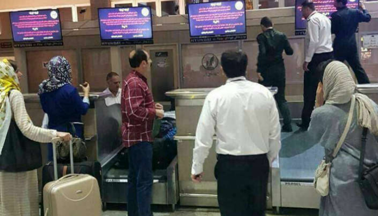  اختراق مطار تبريز وبث شعارات مناهضة للملالي