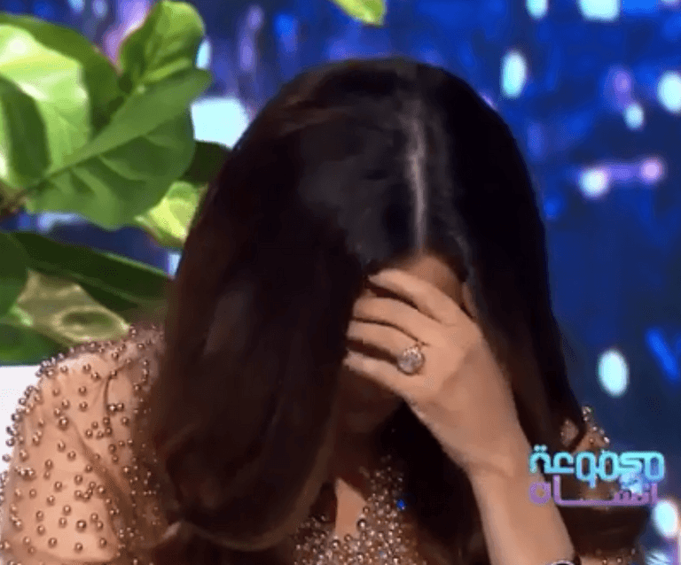 النجمة التونسية لطيفة 