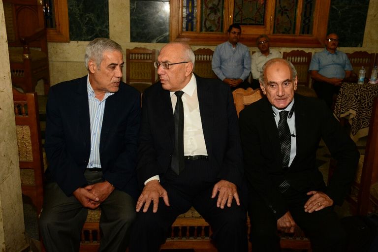 حمدي الكنيسي يقدم واجب العزاء في وفاة الإذاعي أحمد سعيد