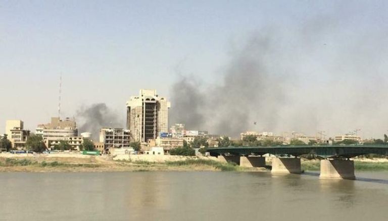 دخان الحريق في سماء بغداد