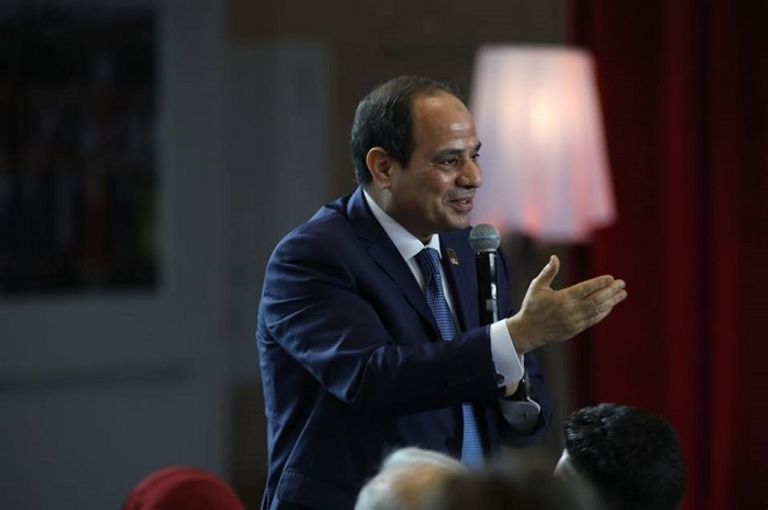 الرئيس المصري أثناء إلقاء كلمته في احتفالية ليلة القدر