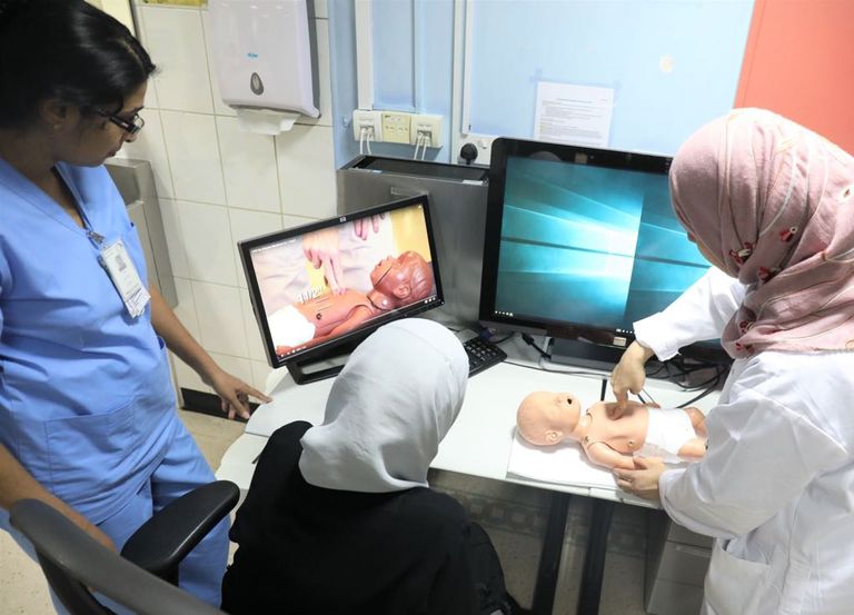 تدريب أولياء الأمور على الإنعاش القلبي بمستشفى المفرق