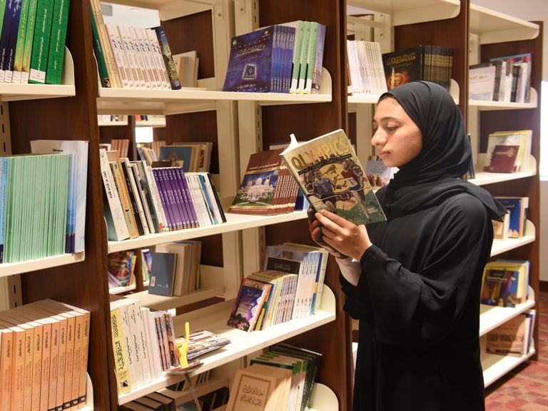 افتتاح أول مكتبة مختصة في المجال الرياضي بدولة الإمارات