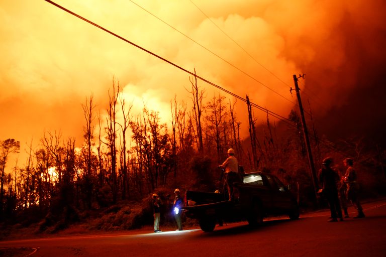 انفجار جديد عند قمة بركان هاواي