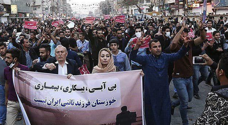 احتجاجات عمالية حاشدة في الأحواز جانب من مظاهرات مدن غرب إيران - أرشيفية