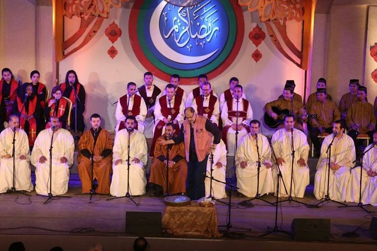 انتصار عبد الفتاح يقود فرقة رسالة سلام