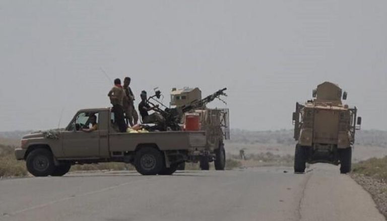 القوات اليمنية تطوق الحديدة من جميع الجهات