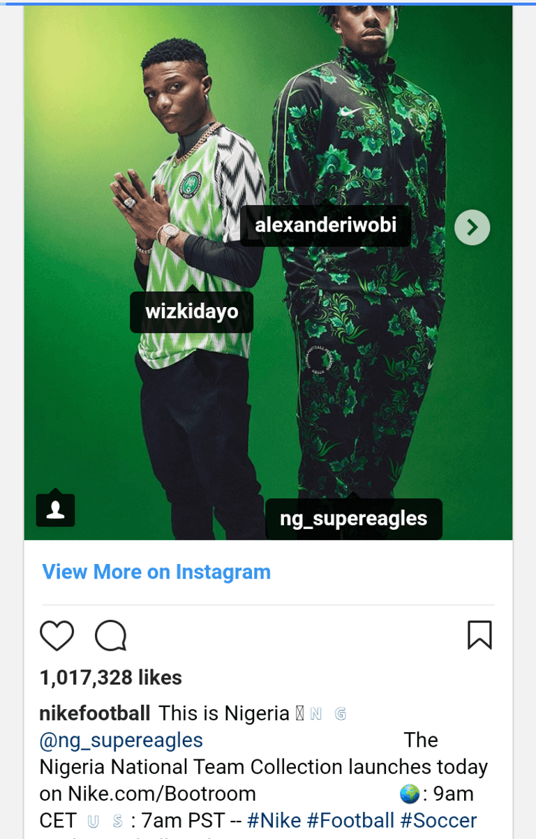 منتخب البرازيل يرتدي بدلا زرقاء وأحذية رياضية سوداء