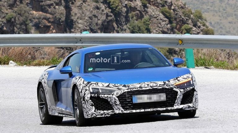موديل أودي R8