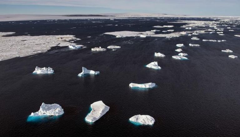ذوبان الجليد يساهم في ارتفاع منسوب مياه البحر