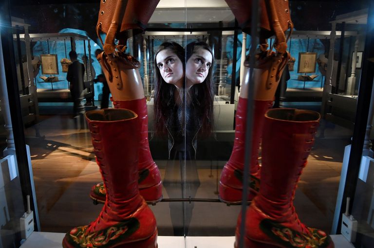 متحف بريطاني يعرض متعلقات للفنانة المكسيكية فريدا كاهلو