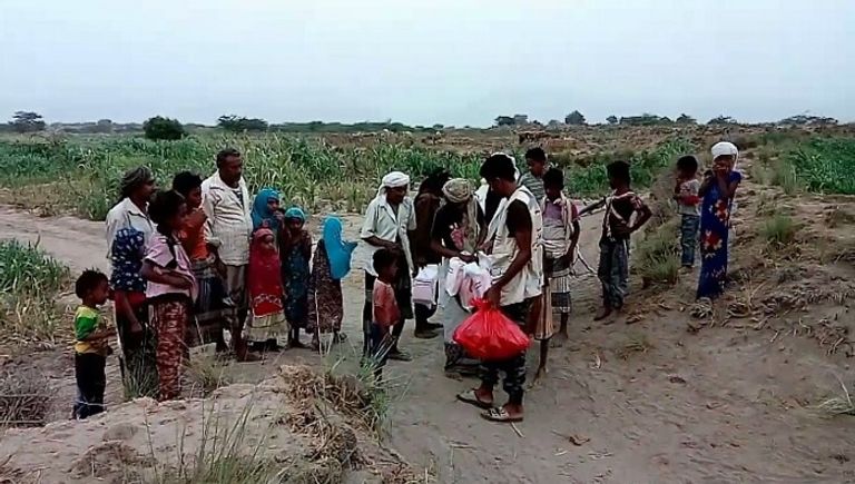 الهلال الأحمر الإماراتي ينظم مأدبتي إفطار في أبين والضالع