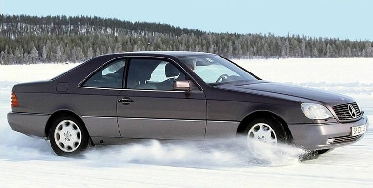 نظام القيادة الذاتية بسيارة تسلا