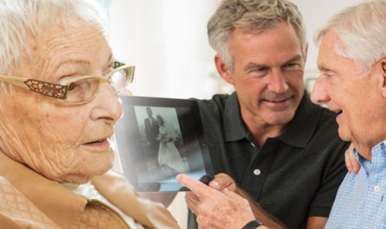 ألزهايمر يتسبب في تدهور وظائف الدماغ