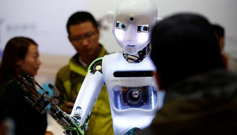 الروبوتات تستحدث وظائف غير روتينية بالمؤسسات الحكومية والخاصة