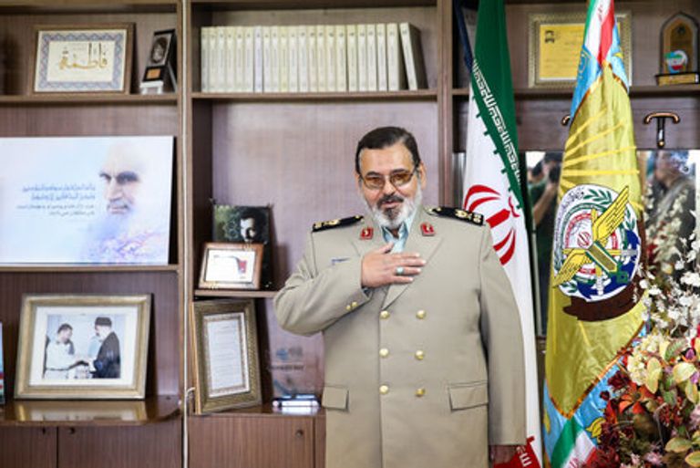 حسن فيروز آبادي المرشد الإيراني علي خامنئي - أرشيفية