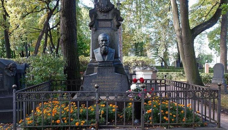 مقبرة ديستويفسكي في سان بطرسبرج