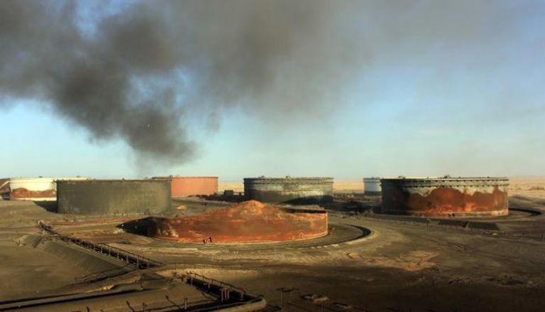 خزانات النفط في راس لانوف