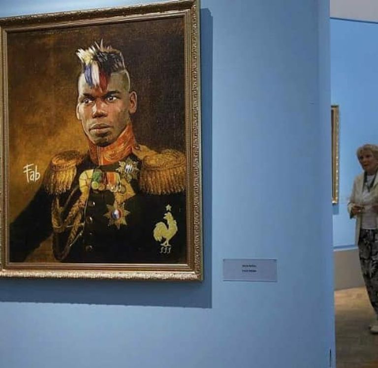 نجوم الكورة بالزي العسكري في متحف روسي محمد صلاح بالزي العسكري في متحف روسي