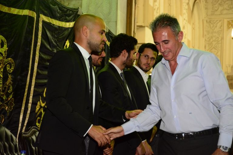 النجمة المصرية بشرى تعزي أبو في وفاة والده