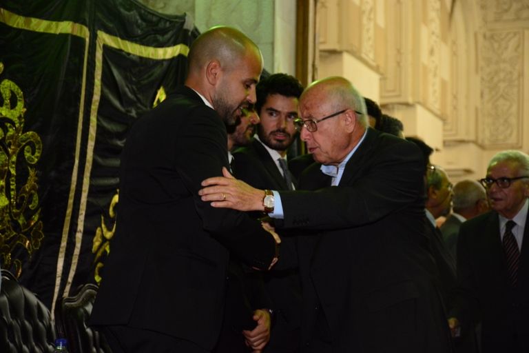 النجمة المصرية بشرى تعزي أبو في وفاة والده