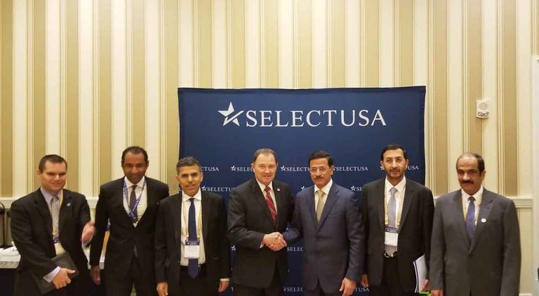 الوفد الإماراتي المشارك في قمة 