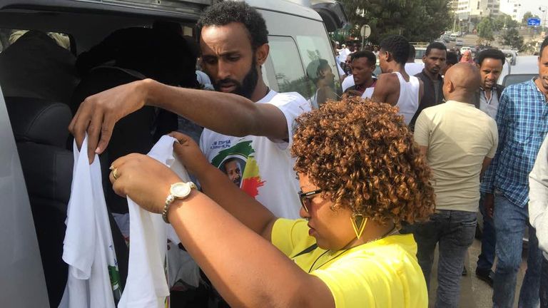 مسيرة مؤيدة لرئيس الوزراء الإثيوبي في أديس أبابا