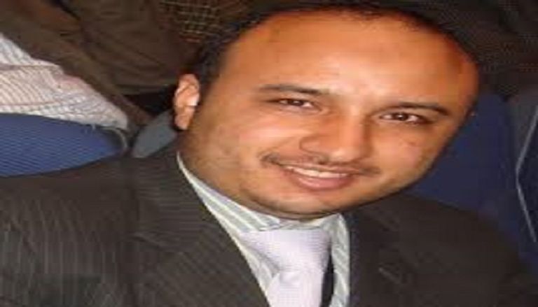 الصحفي اليمني سامي نعمان الصحفي اليمني المختطف سامي نعمان