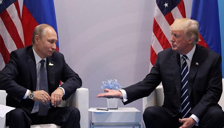 ترامب مع بوتين في لقاء سابق