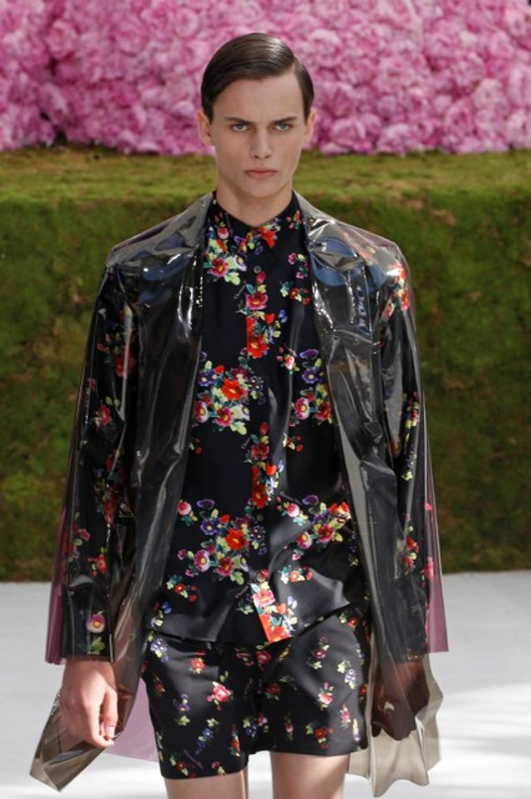 مجموعة جديدة لملابس الرجال للمصمم كيم جونز