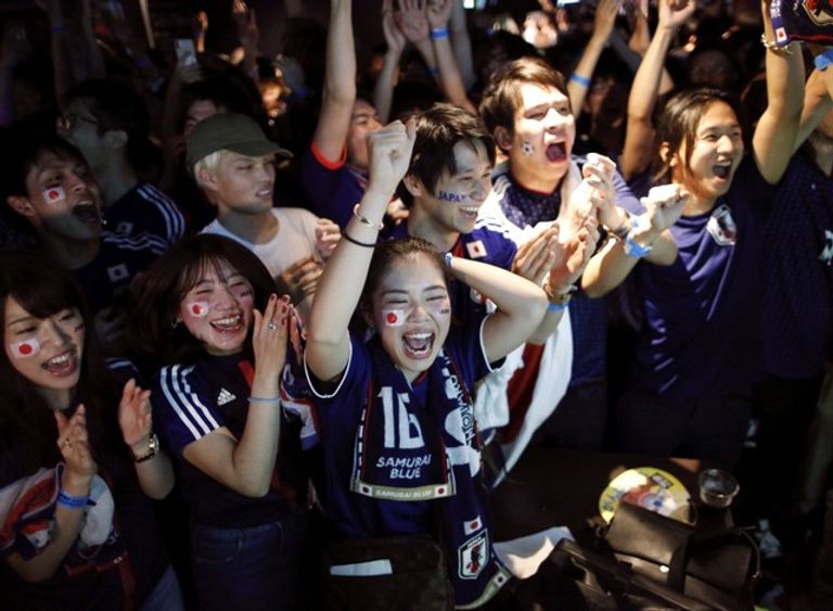 مشجعو السنغال واليابان الأفضل في كأس العالم