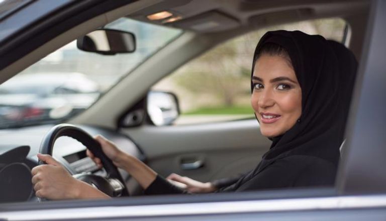 قيادة المرأة للسيارة بالسعودية 
