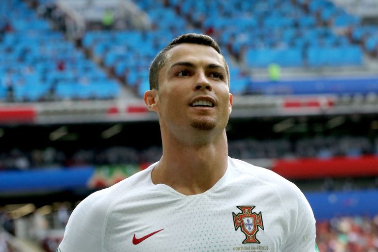 كريستيانو رونالدو نجوم المونديال يتألقون بتسريحات تخطف الأنظار