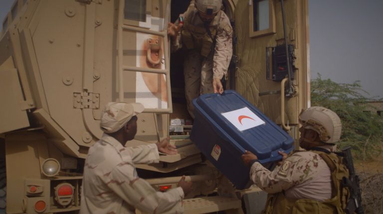 قوات التحالف العربي تواصل تقديم خدماتها العلاجية لليمنيين