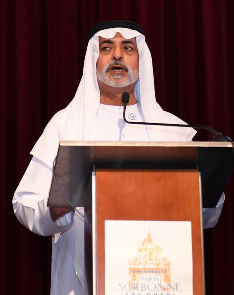 الشيخ نهيان بن مبارك آل نهيان خلال الحفل