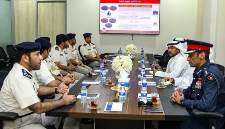 الوفد البحريني يطلع على أبرز المبادرات المجتمعية في شرطة أبوظبي