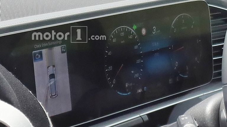 الصور الأولى لموديل مرسيدس 2019 GLE