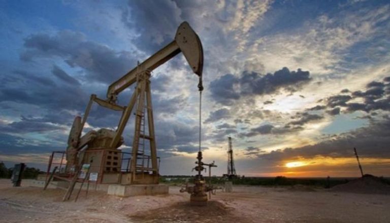 أسعار النفط تواصل الصعود بدعم مخاوف العقوبات الإيرانية