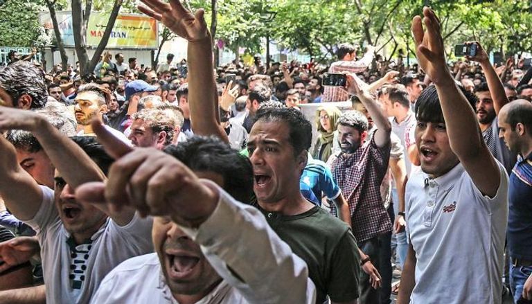 احتجاجات تجار البازار في إيران ضد الملالي