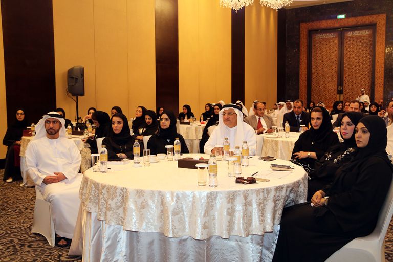 حميد محمد القطامي المدير العام لهيئة الصحة بدبي