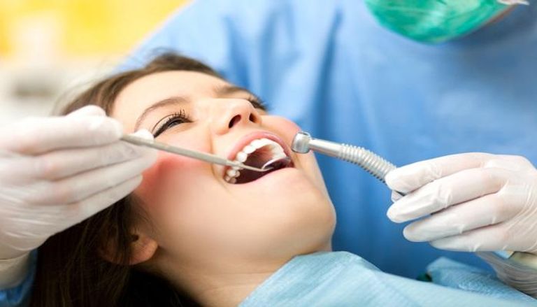 الحشو المعدني للأسنان قد يطلق مادة سامة