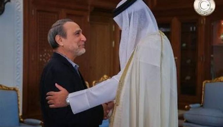 عبدالرحمن السويحلي مع أمير قطر تميم بن حمد